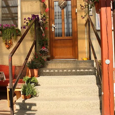 Chalupa Boskovice Apartment *